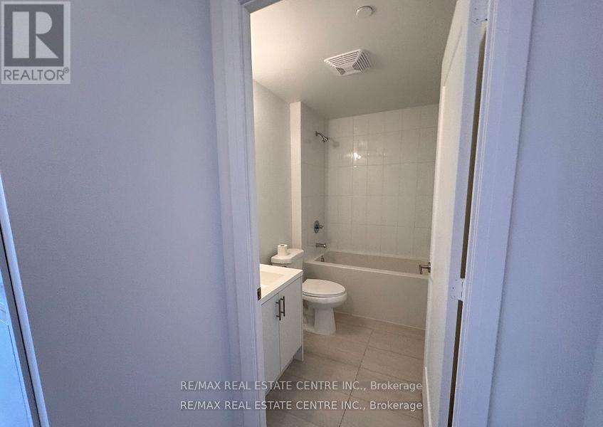 428 - 412 Silver Maple Road, Oakville, Ontario  L6H 7E3 - Photo 15 - W12868640