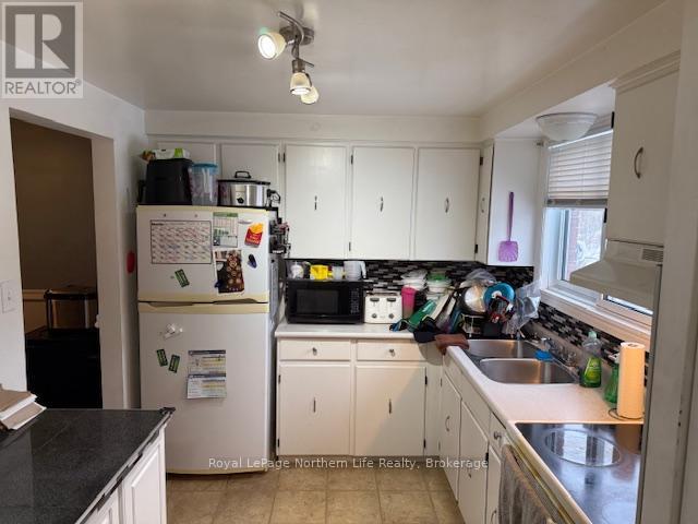 394 Chippewa Street W, North Bay, Ontario  P1B 6G6 - Photo 8 - X12870694