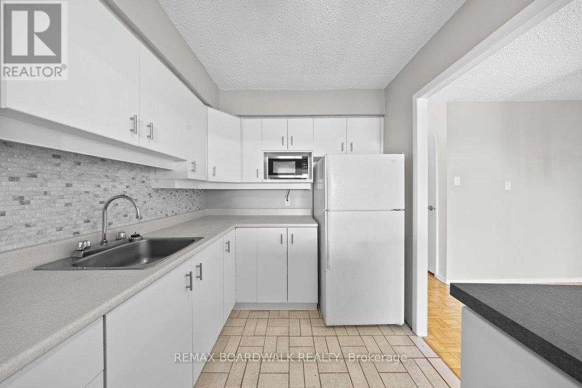 1507 - 158b Mcarthur Avenue, Ottawa, Ontario  K1L 8C9 - Photo 7 - X12822338