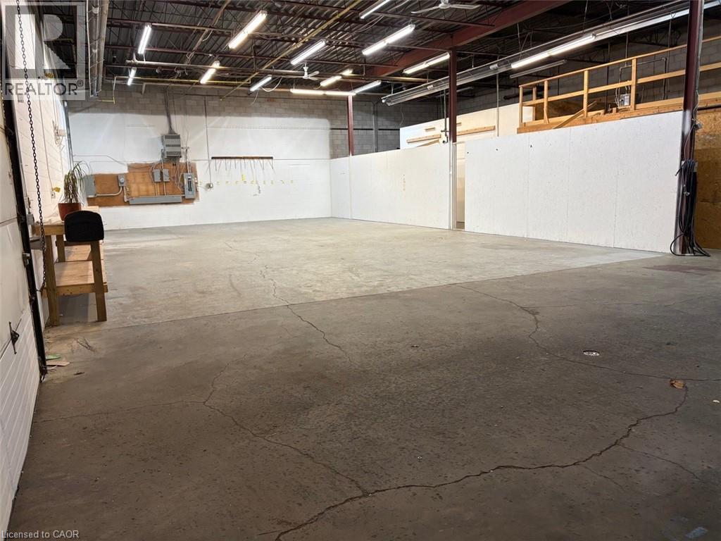 325 Millen Road Unit# 1, Stoney Creek, Ontario  L8E 2H3 - Photo 4 - 40811376