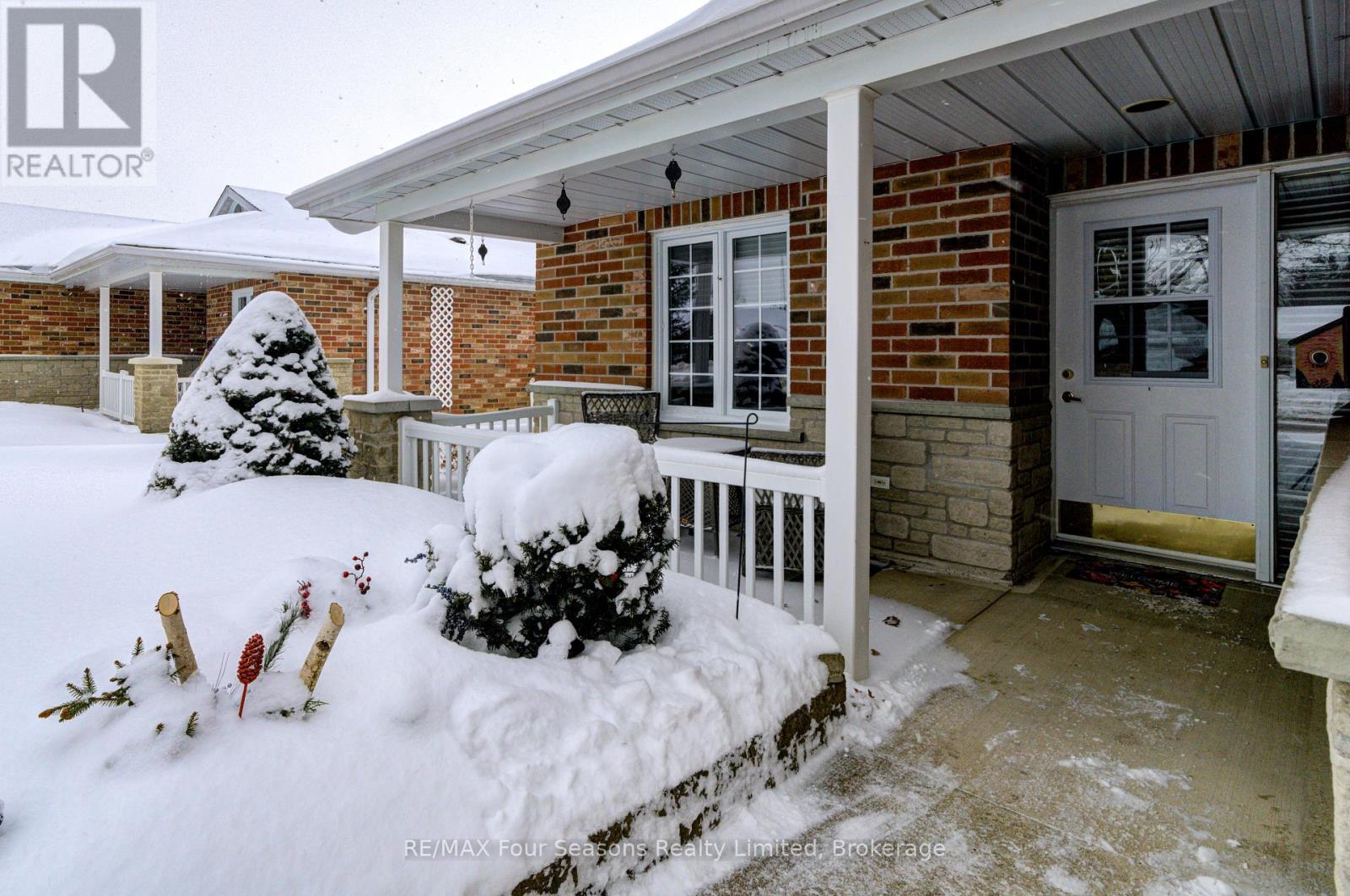 8 - 275 Huron Street, Clearview, Ontario  L0M 1S0 - Photo 3 - S12870374