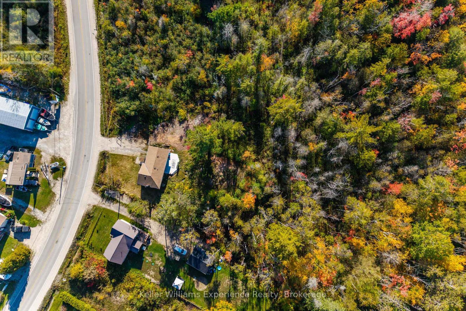 556 Champlain Road, Tiny, Ontario  L9M 0C2 - Photo 44 - S12870566