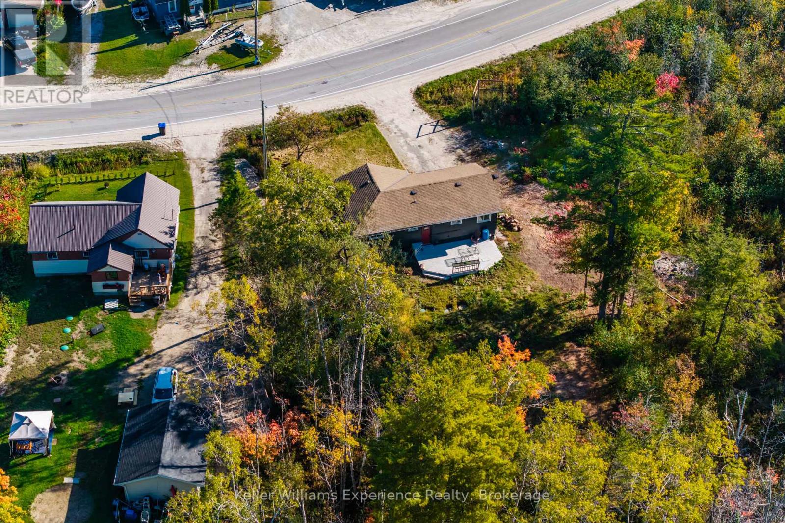 556 Champlain Road, Tiny, Ontario  L9M 0C2 - Photo 45 - S12870566