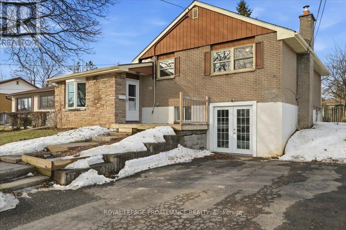 24 GILBERT STREET, Belleville, Ontario