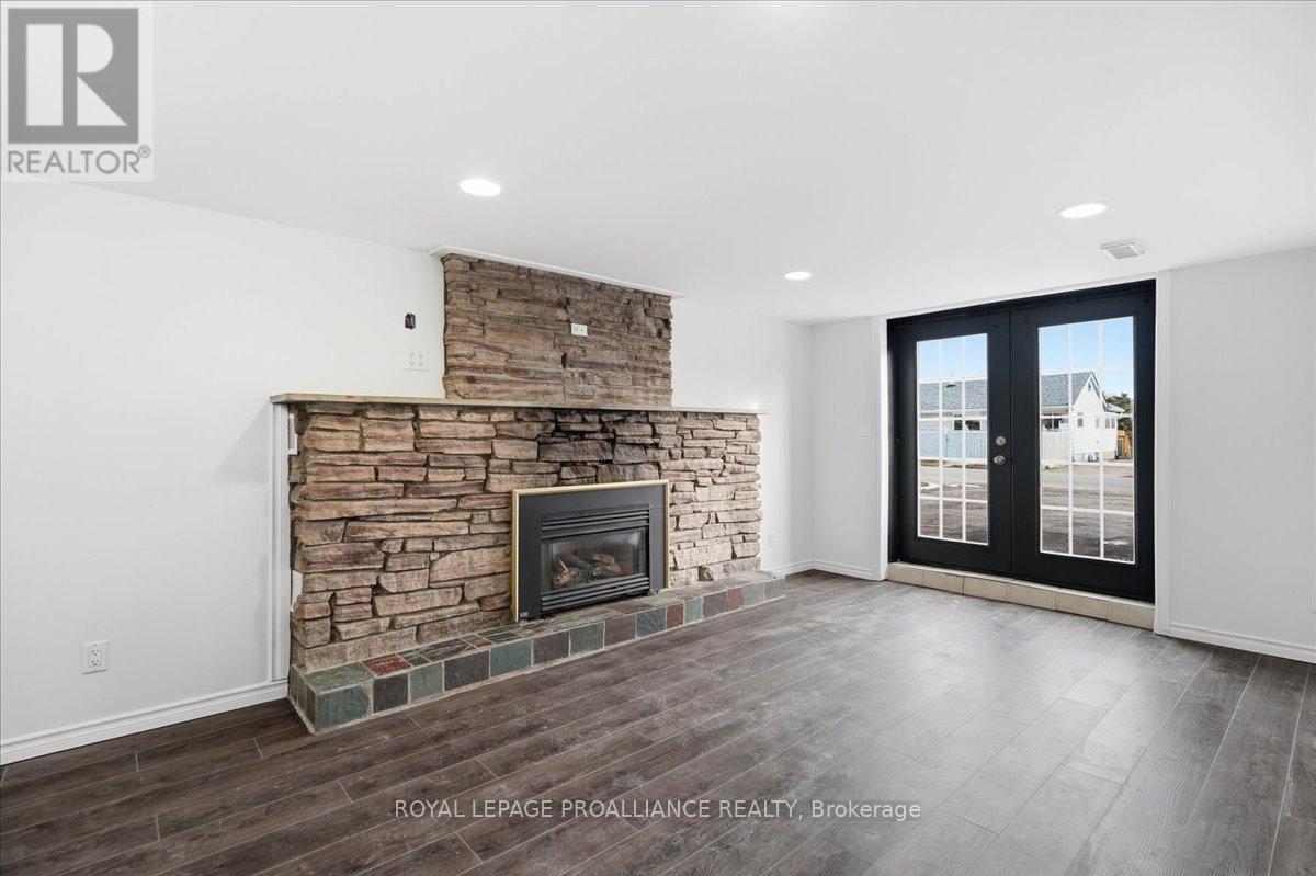 24 Gilbert Street, Belleville, Ontario  K8P 3H2 - Photo 26 - X12870368