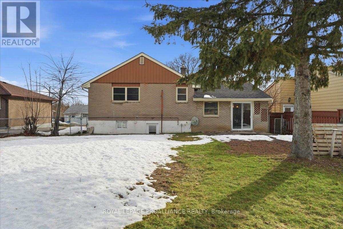 24 Gilbert Street, Belleville, Ontario  K8P 3H2 - Photo 37 - X12870368