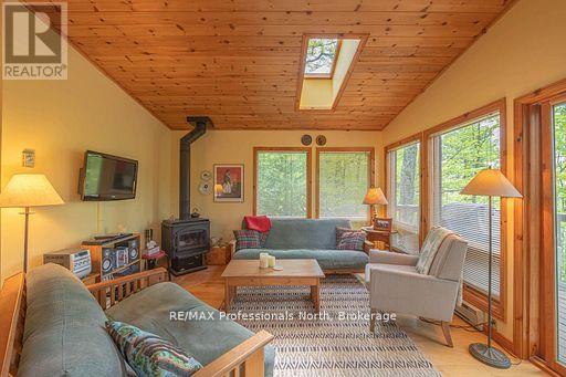 1023 Maiden Trail, Minden Hills, Ontario  K0M 2K0 - Photo 11 - X12870468