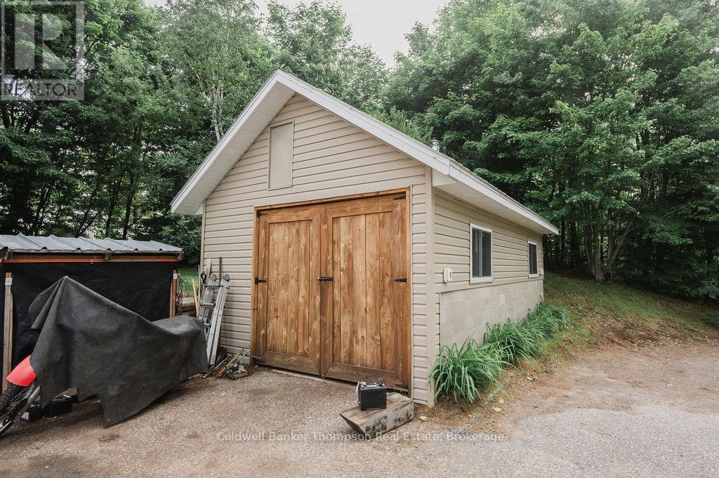 2370 Eagle Lake Road, Machar, Ontario  P0A 1X0 - Photo 15 - X12870618