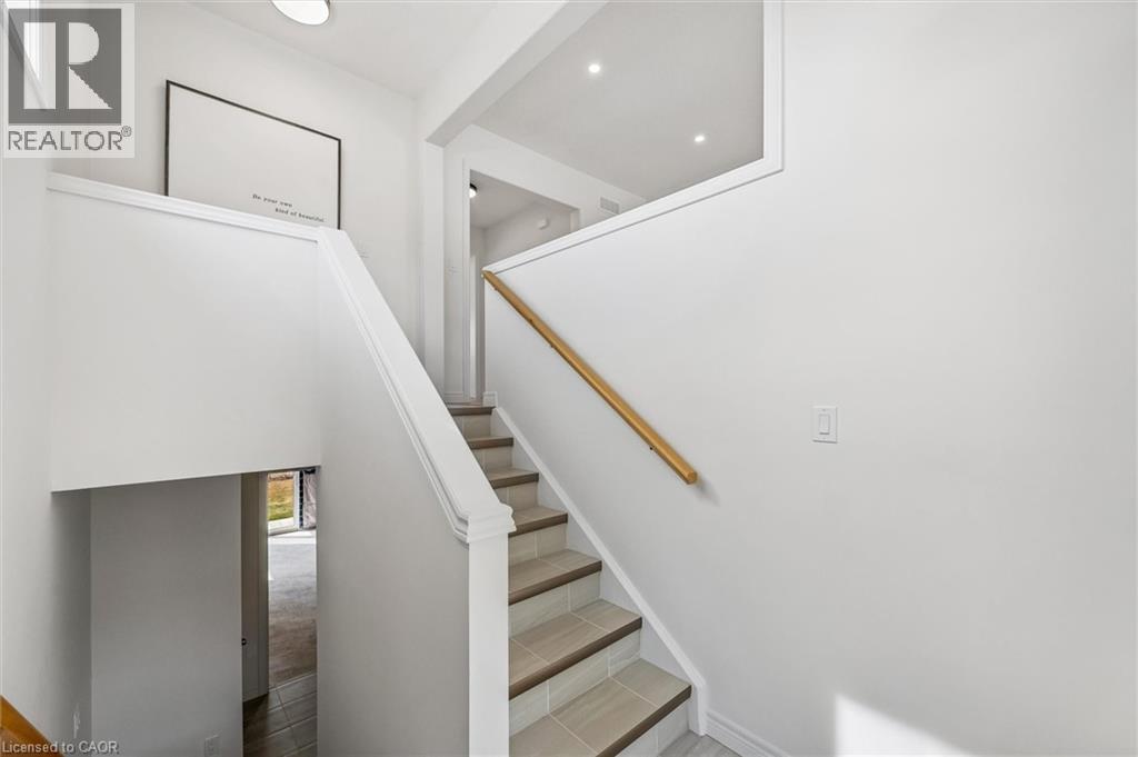 2 Sora Lane, Guelph, Ontario  N1E 0T4 - Photo 4 - 40796579