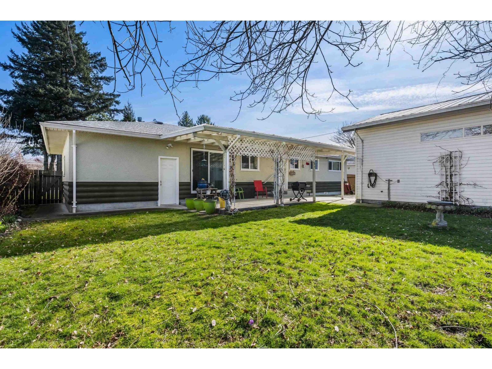 9719 Hazel Street, Chilliwack Proper East, Chilliwack, British Columbia  V2P 5P1 - Photo 28 - R3088654