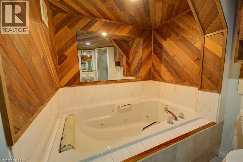 390 Brantwood Park Road, Brantford, Ontario  N3P 1K7 - Photo 33 - 40804184