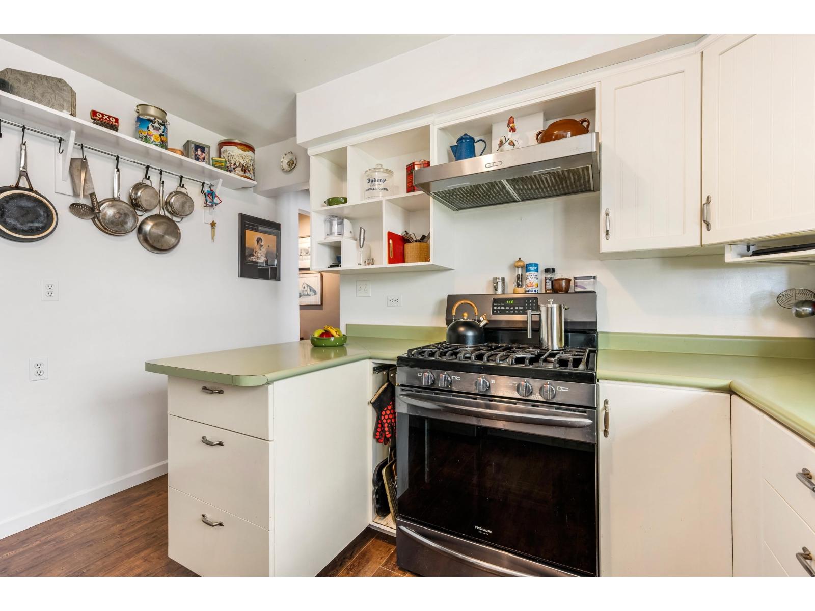 9719 Hazel Street, Chilliwack Proper East, Chilliwack, British Columbia  V2P 5P1 - Photo 16 - R3088654