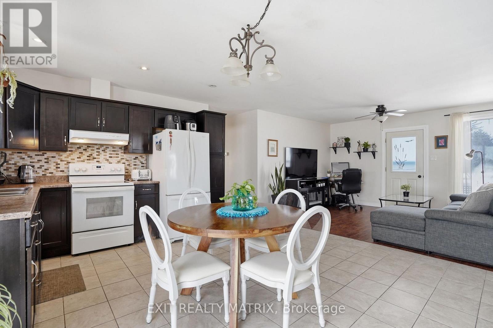 3505-3511 County Road 17 Road, Alfred And Plantagenet, Ontario  K0B 1A0 - Photo 8 - X12870682