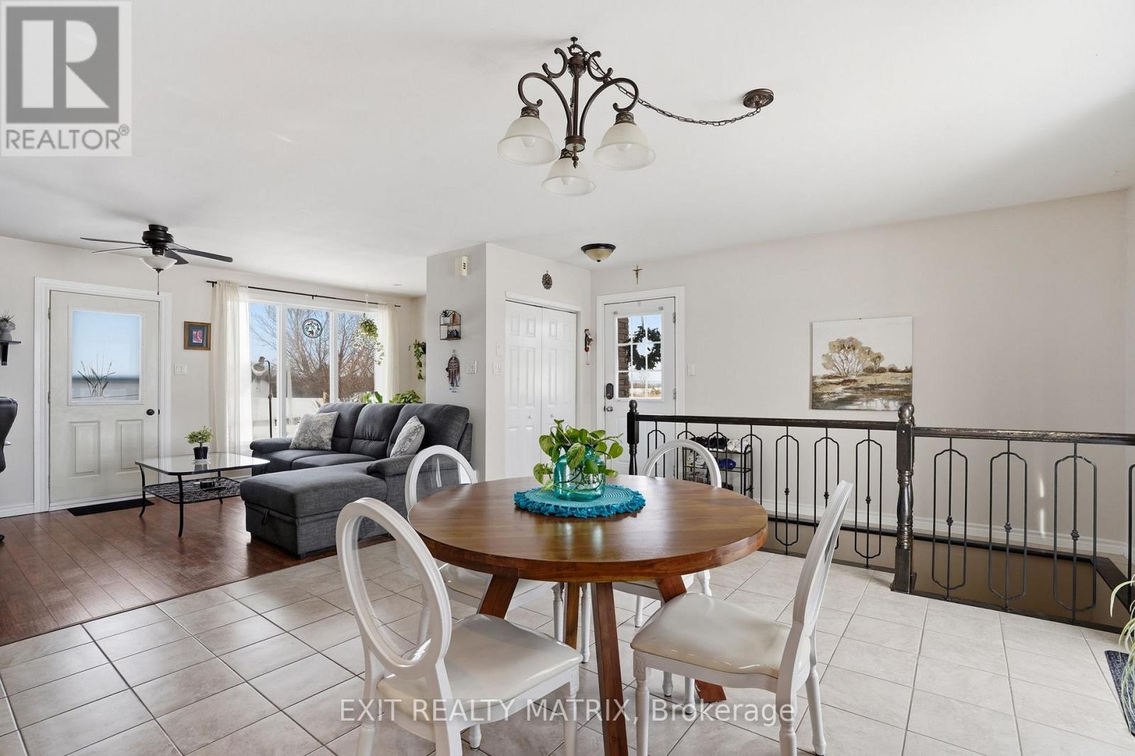 3505-3511 County Road 17 Road, Alfred And Plantagenet, Ontario  K0B 1A0 - Photo 9 - X12870682