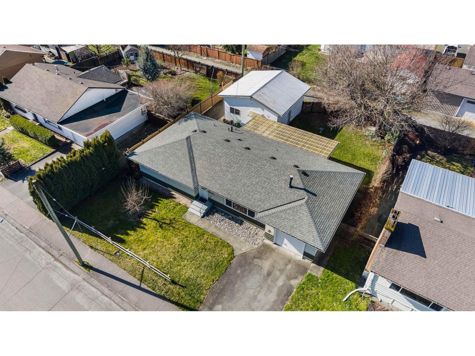 9719 Hazel Street, Chilliwack Proper East, Chilliwack, British Columbia  V2P 5P1 - Photo 36 - R3088654