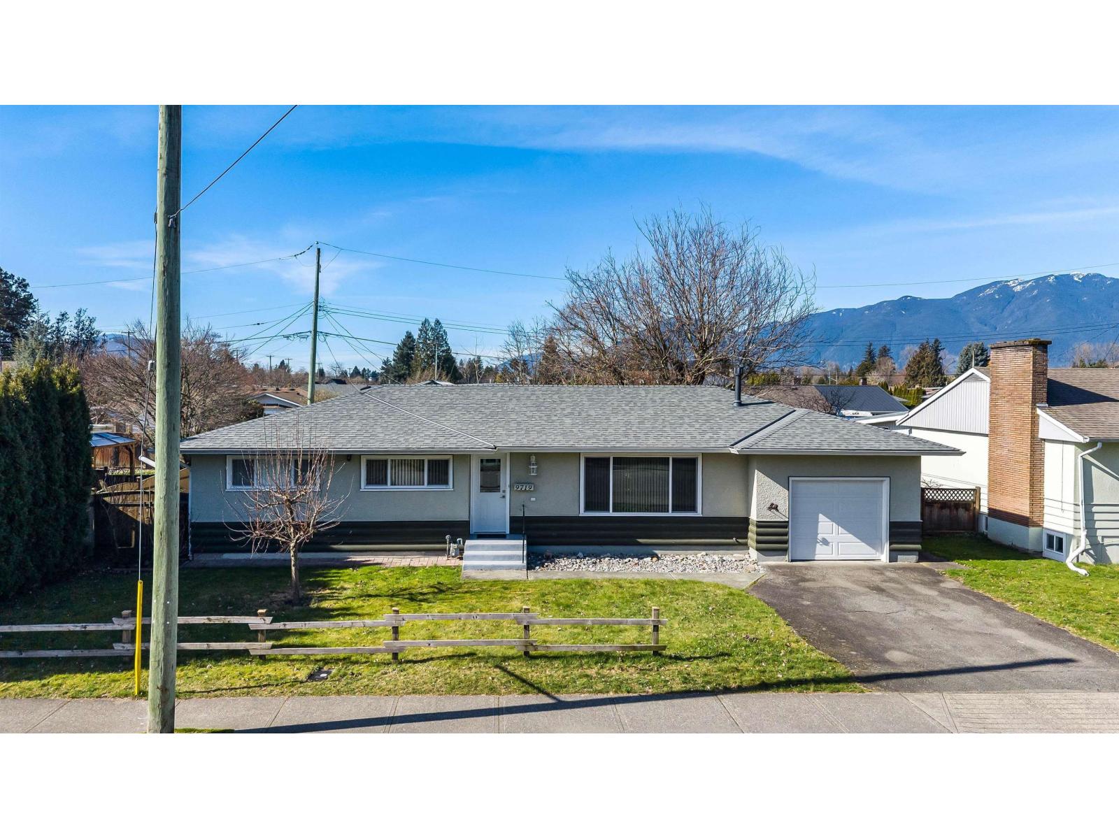 9719 Hazel Street, Chilliwack Proper East, Chilliwack, British Columbia  V2P 5P1 - Photo 35 - R3088654