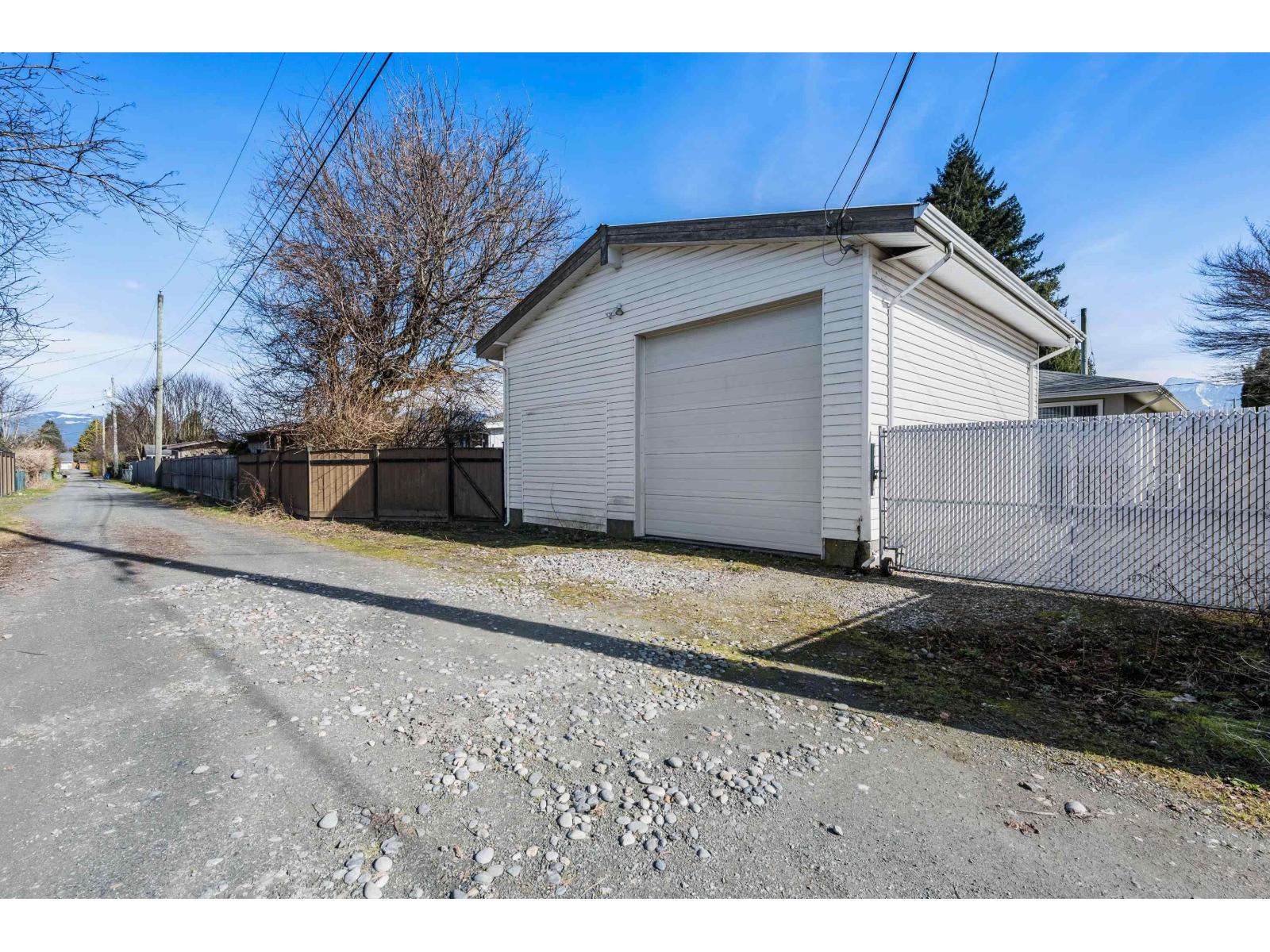 9719 Hazel Street, Chilliwack Proper East, Chilliwack, British Columbia  V2P 5P1 - Photo 33 - R3088654