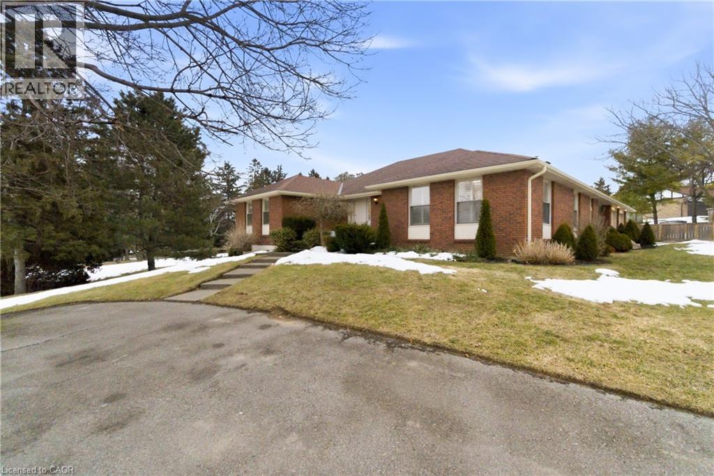 3 Pinehill Drive, Brantford, Ontario  N3T 0M5 - Photo 4 - 40810384