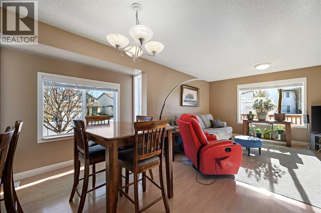 162 West Creek Bay, Chestermere, Alberta  T1X 1K7 - Photo 9 - A2288885