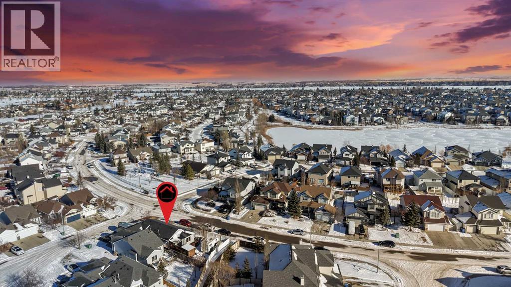 162 West Creek Bay, Chestermere, Alberta  T1X 1K7 - Photo 38 - A2288885