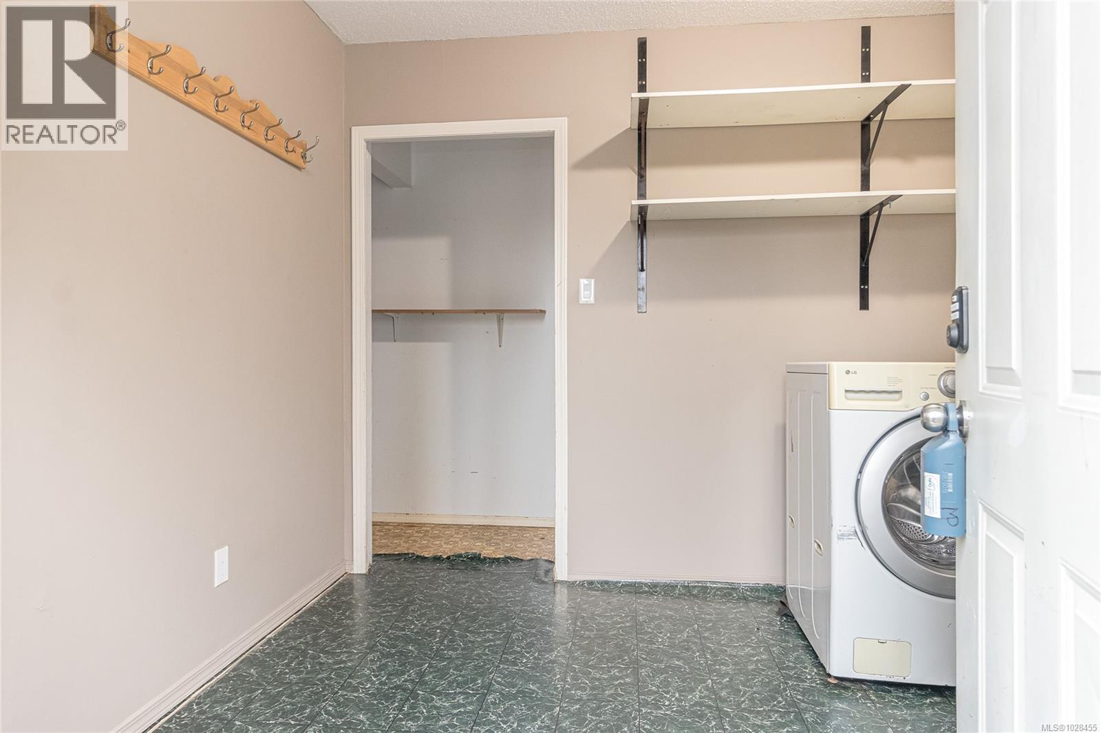 463 Eighth St, Nanaimo, British Columbia  V9R 1B3 - Photo 5 - 1028455