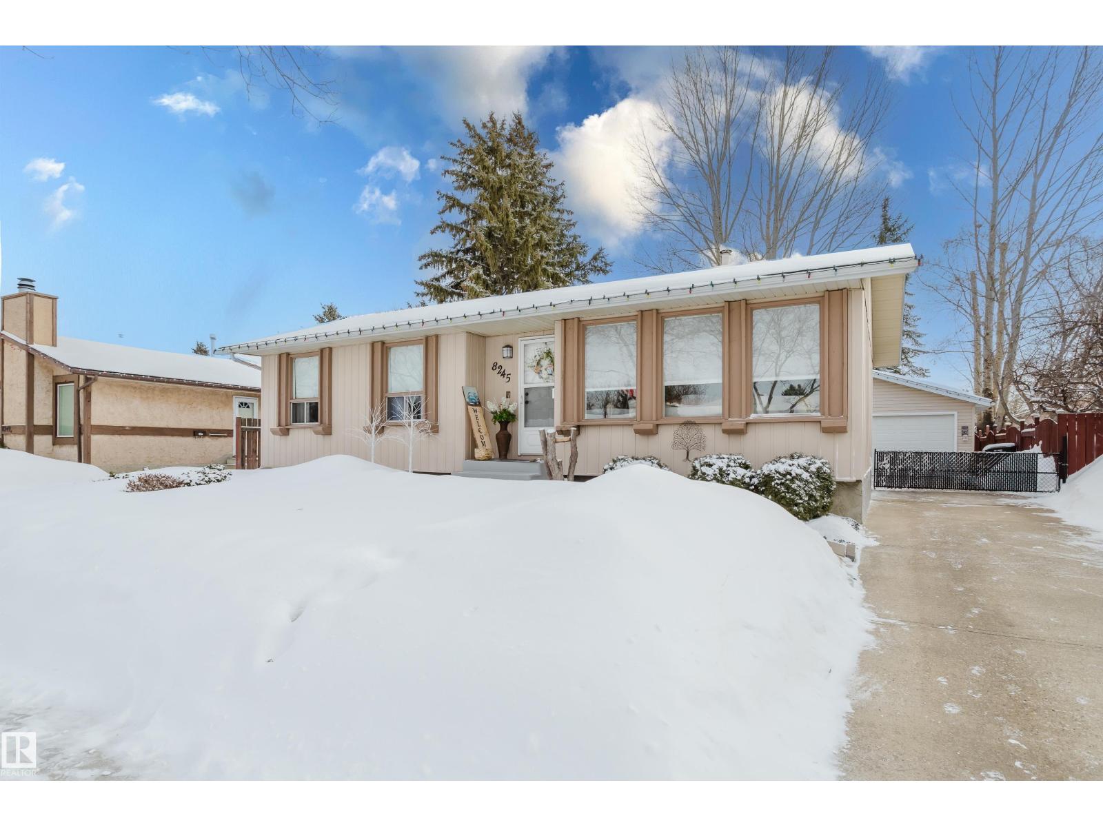 8245 94 AV, fort saskatchewan, Alberta