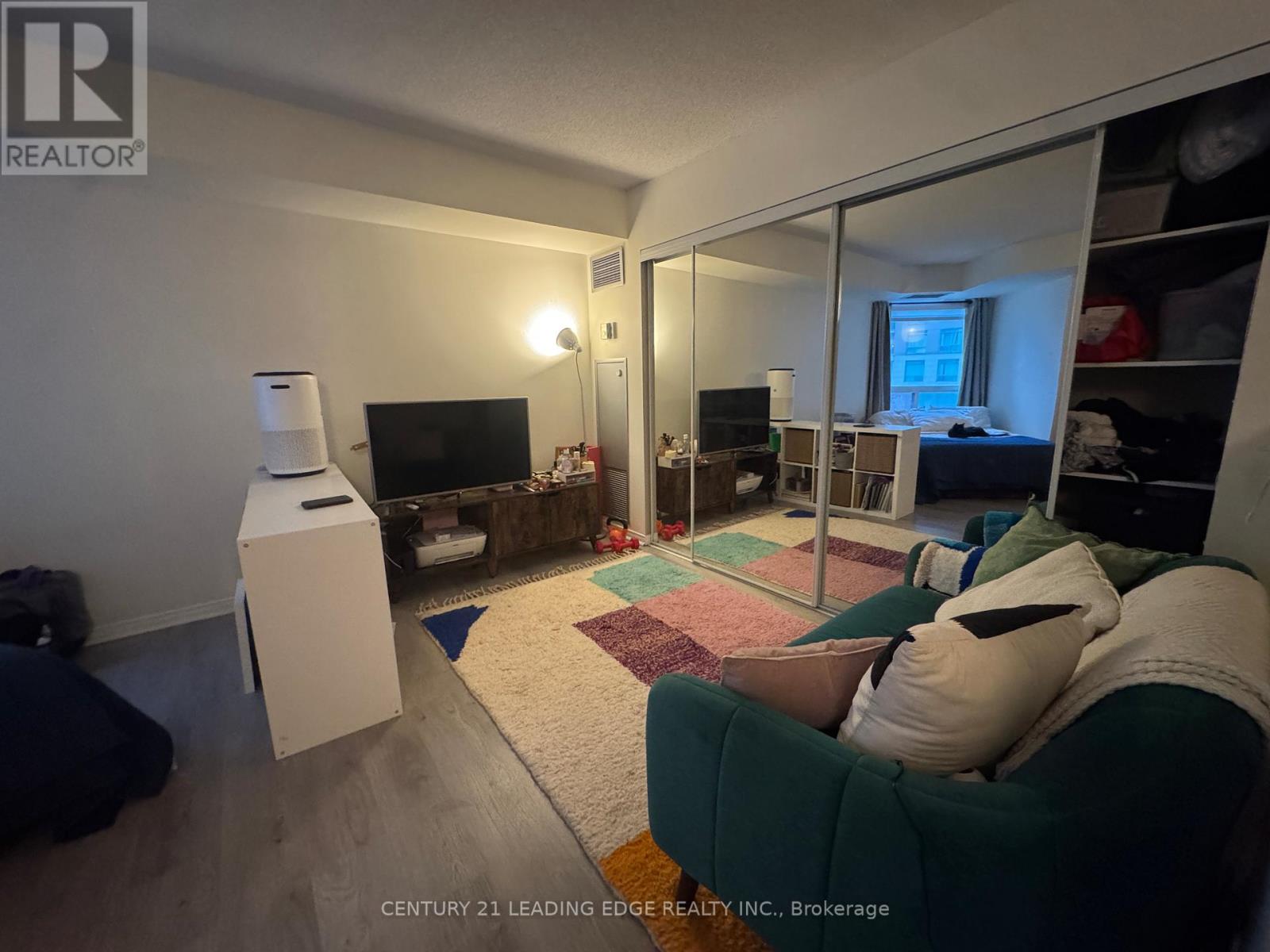 212 - 28 Pemberton Avenue, Toronto, Ontario  M2M 4L1 - Photo 4 - C12870354