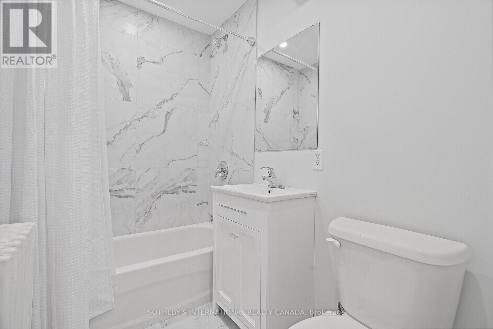 Main - 30 Strathgowan Avenue, Toronto (Lawrence Park South), Ontario  M4N 1B9 - Photo 11 - C12870474