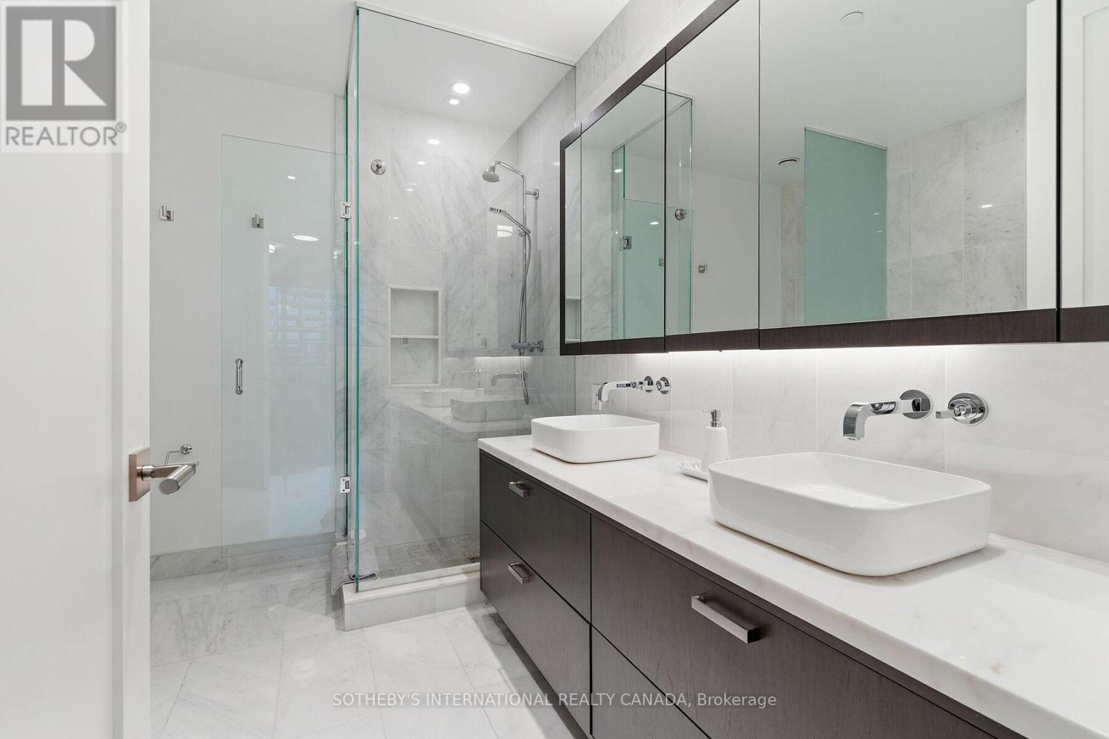 702 - 455 Wellington Street W, Toronto (Waterfront Communities), Ontario  M5V 0V8 - Photo 22 - C12870492