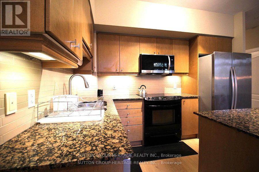 211 - 1105 Leslie Street, Toronto (Banbury-Don Mills), Ontario  M3C 4G9 - Photo 11 - C12870518