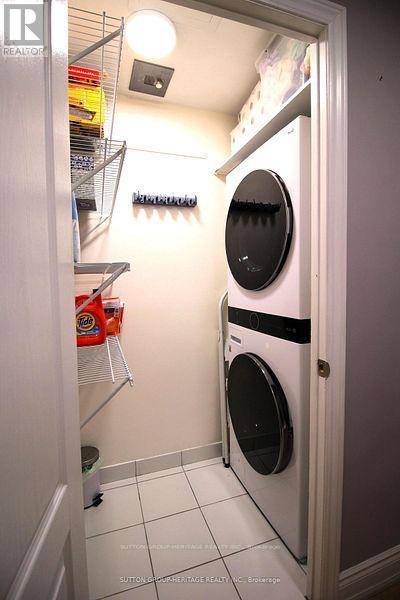 211 - 1105 Leslie Street, Toronto (Banbury-Don Mills), Ontario  M3C 4G9 - Photo 17 - C12870518