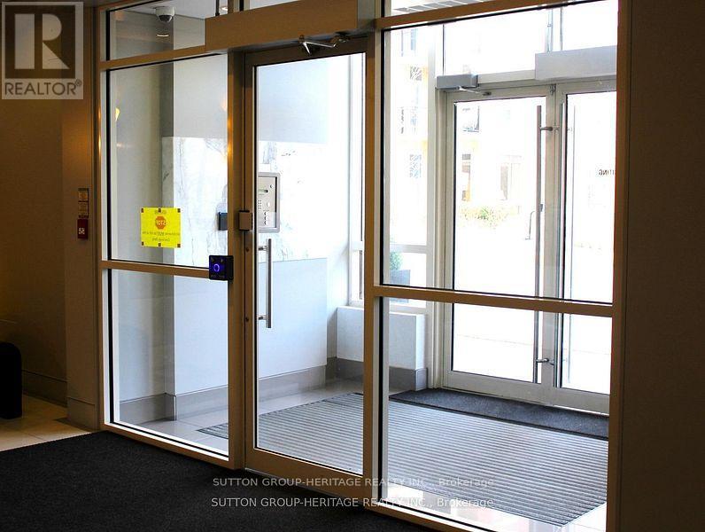 211 - 1105 Leslie Street, Toronto (Banbury-Don Mills), Ontario  M3C 4G9 - Photo 32 - C12870518