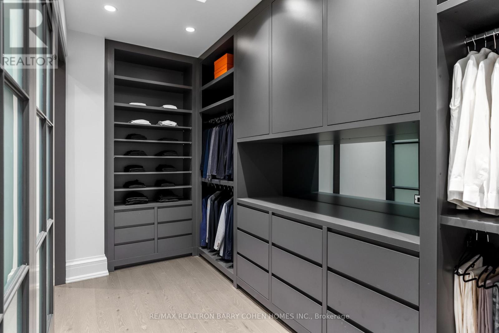 19 Country Lane, Toronto, Ontario  M2L 1E1 - Photo 26 - C12870578