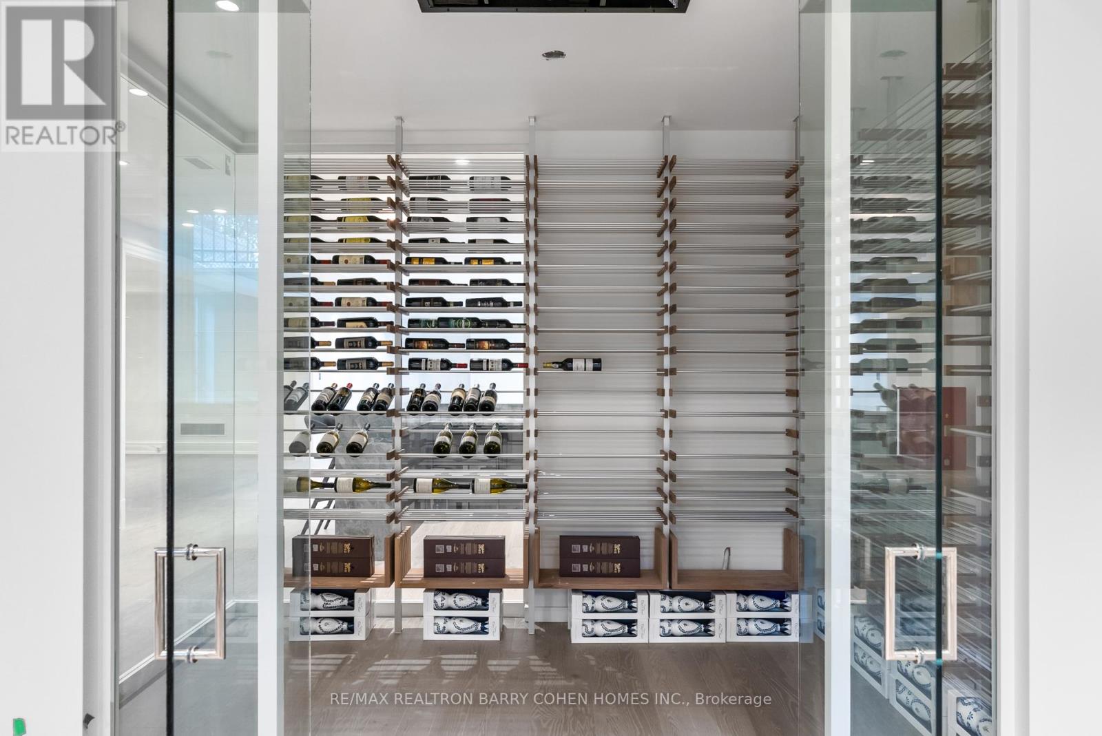 19 Country Lane, Toronto, Ontario  M2L 1E1 - Photo 36 - C12870578