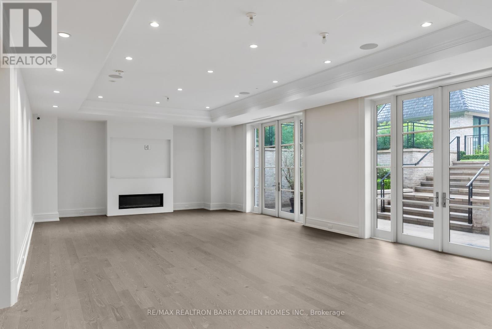 19 Country Lane, Toronto, Ontario  M2L 1E1 - Photo 38 - C12870578