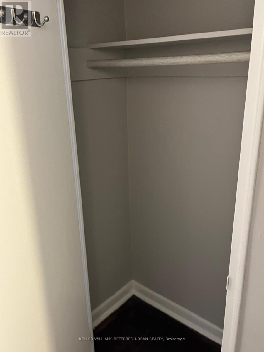 5 - 3 Meadowbrook Road, Toronto (Englemount-Lawrence), Ontario  M6B 2S3 - Photo 15 - C12870606