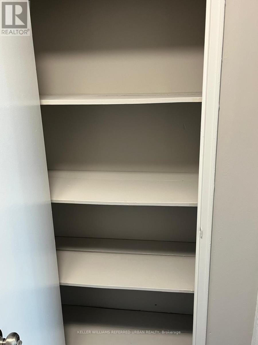 5 - 3 Meadowbrook Road, Toronto (Englemount-Lawrence), Ontario  M6B 2S3 - Photo 19 - C12870606