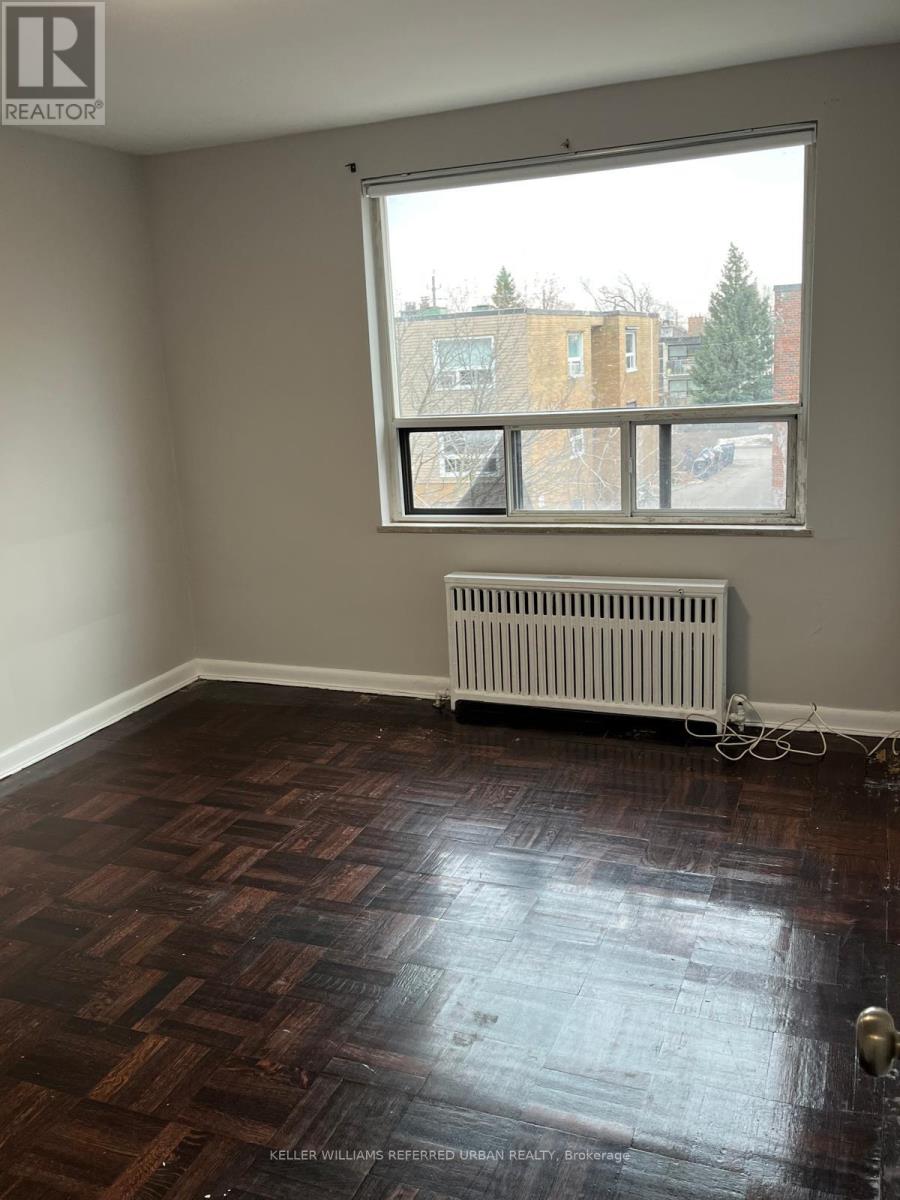 5 - 3 Meadowbrook Road, Toronto (Englemount-Lawrence), Ontario  M6B 2S3 - Photo 20 - C12870606