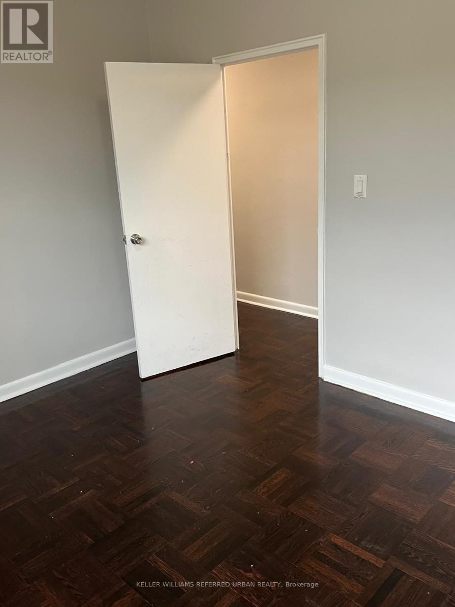 5 - 3 Meadowbrook Road, Toronto (Englemount-Lawrence), Ontario  M6B 2S3 - Photo 25 - C12870606