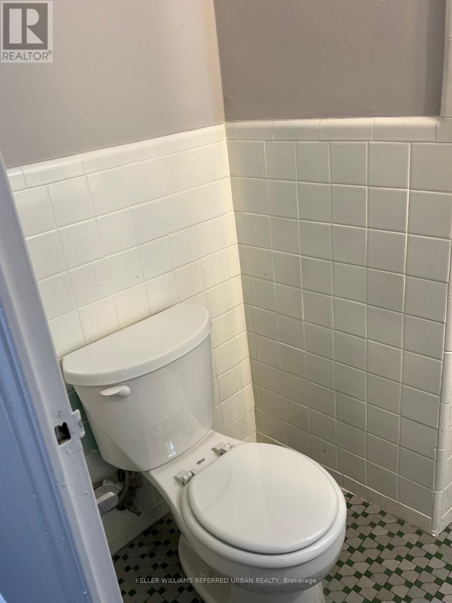 5 - 3 Meadowbrook Road, Toronto (Englemount-Lawrence), Ontario  M6B 2S3 - Photo 27 - C12870606