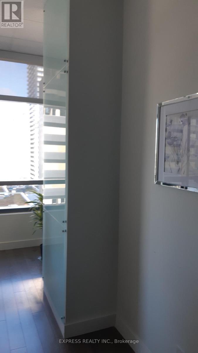 1002 - 4789 Yonge Street, Toronto (Willowdale East), Ontario  M2N 0G3 - Photo 10 - C12870634