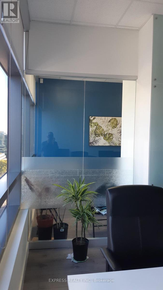 1002 - 4789 Yonge Street, Toronto (Willowdale East), Ontario  M2N 0G3 - Photo 19 - C12870634