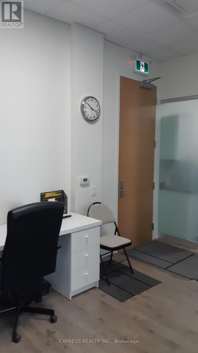 1002 - 4789 Yonge Street, Toronto (Willowdale East), Ontario  M2N 0G3 - Photo 24 - C12870634