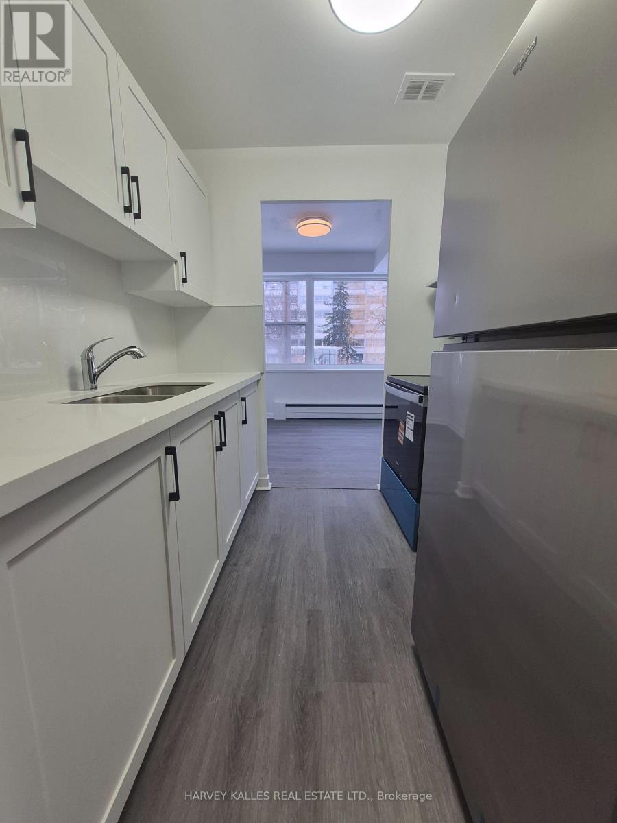 102 - 125 Shelborne Avenue, Toronto, Ontario  M6B 2M8 - Photo 2 - C12870678