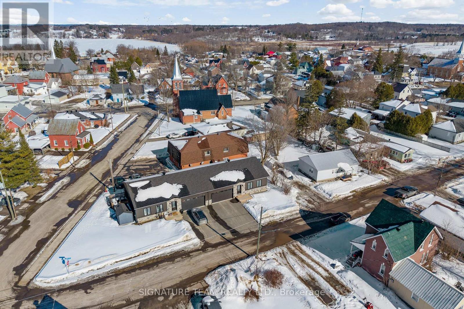 12 Simpson Street, Whitewater Region, Ontario  K0J 1K0 - Photo 5 - X12870592