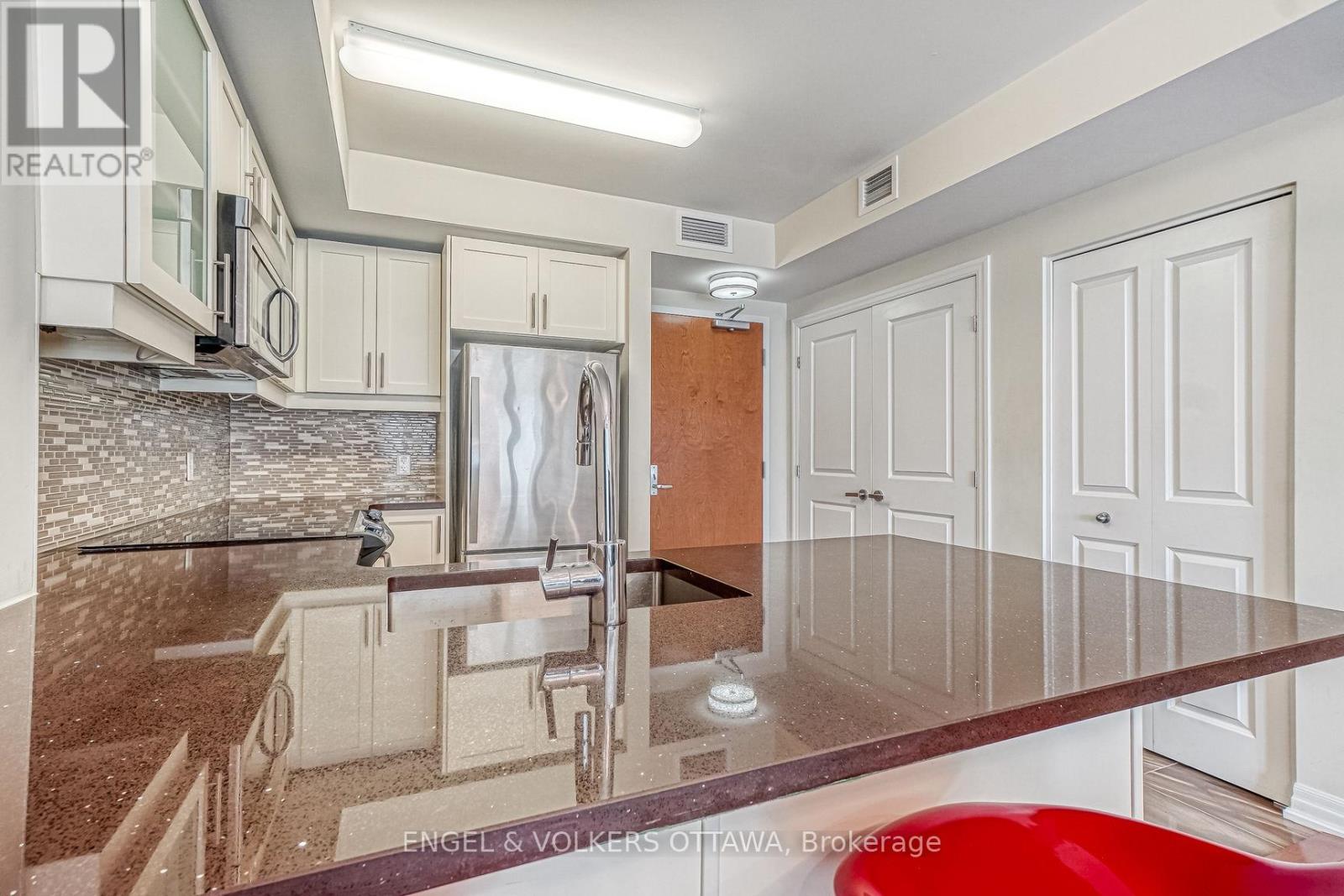 804 - 195 Besserer Street, Ottawa, Ontario  K1N 0B6 - Photo 7 - X12870558