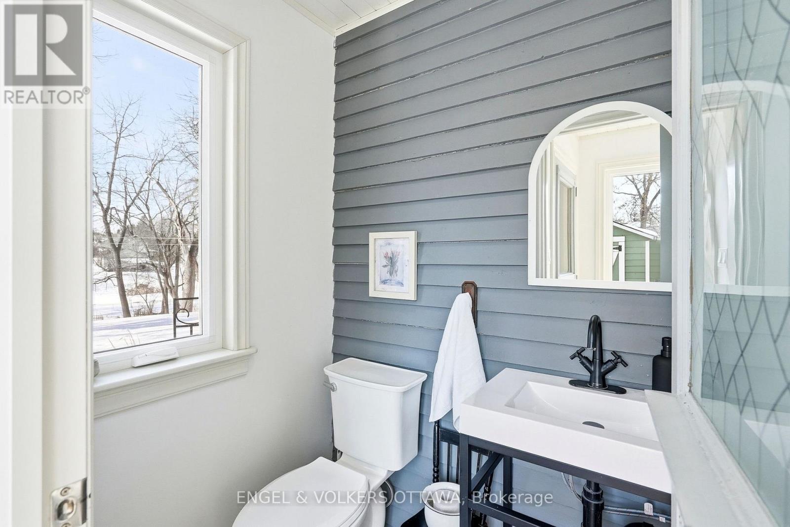 26 Harvey Street, North Grenville, Ontario  K0J 1J0 - Photo 12 - X12870654