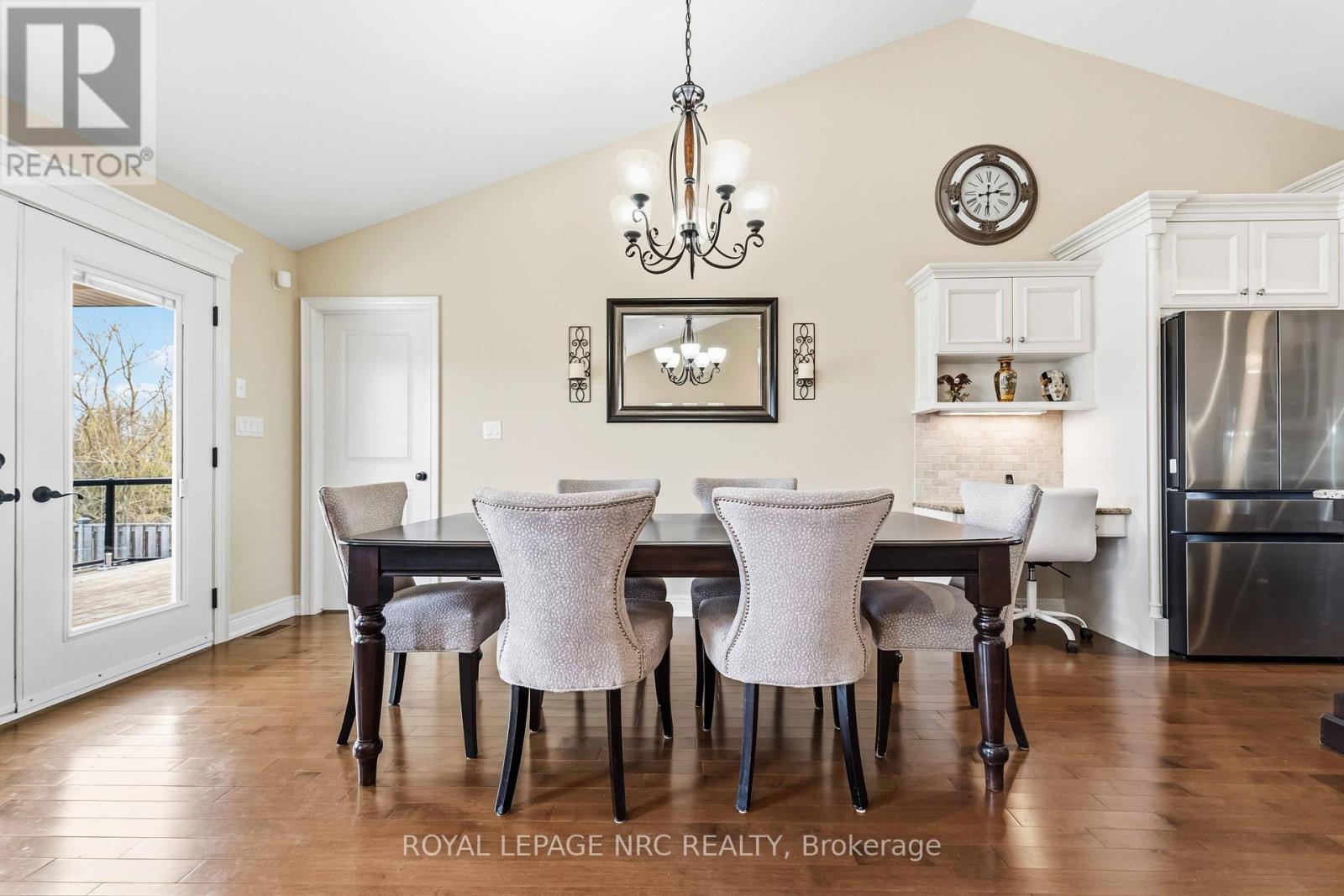 2773 Centre Street, Pelham, Ontario  L2R 6P7 - Photo 12 - X12870472