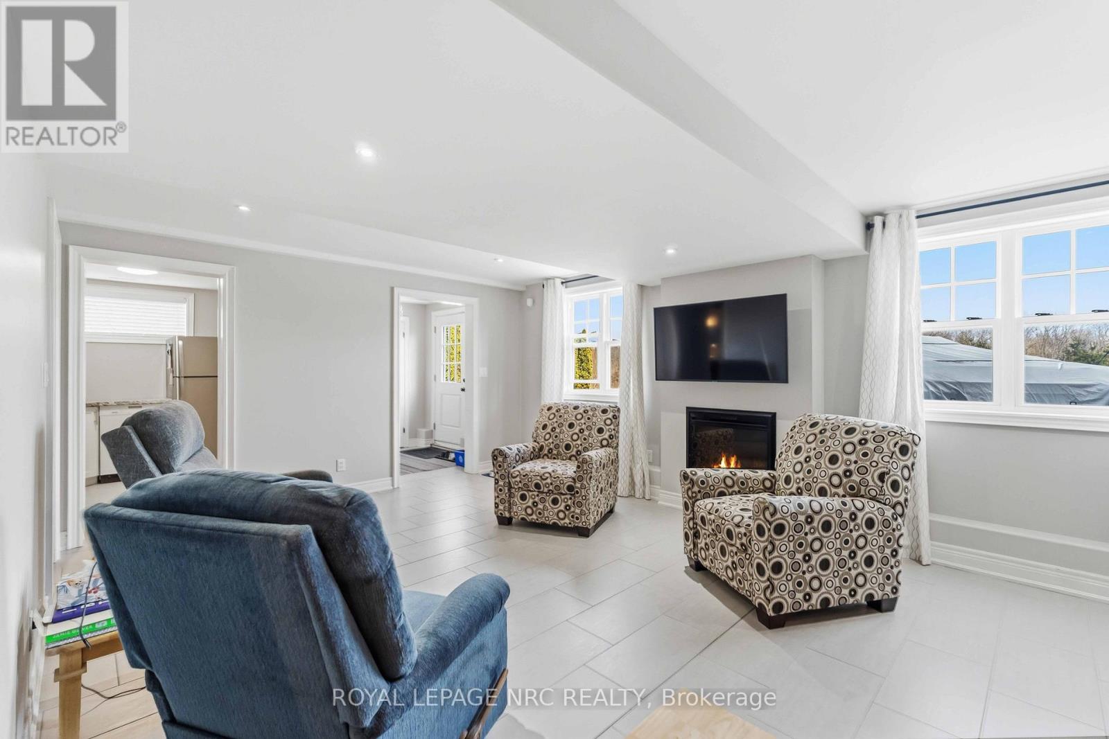 2773 Centre Street, Pelham, Ontario  L2R 6P7 - Photo 33 - X12870472