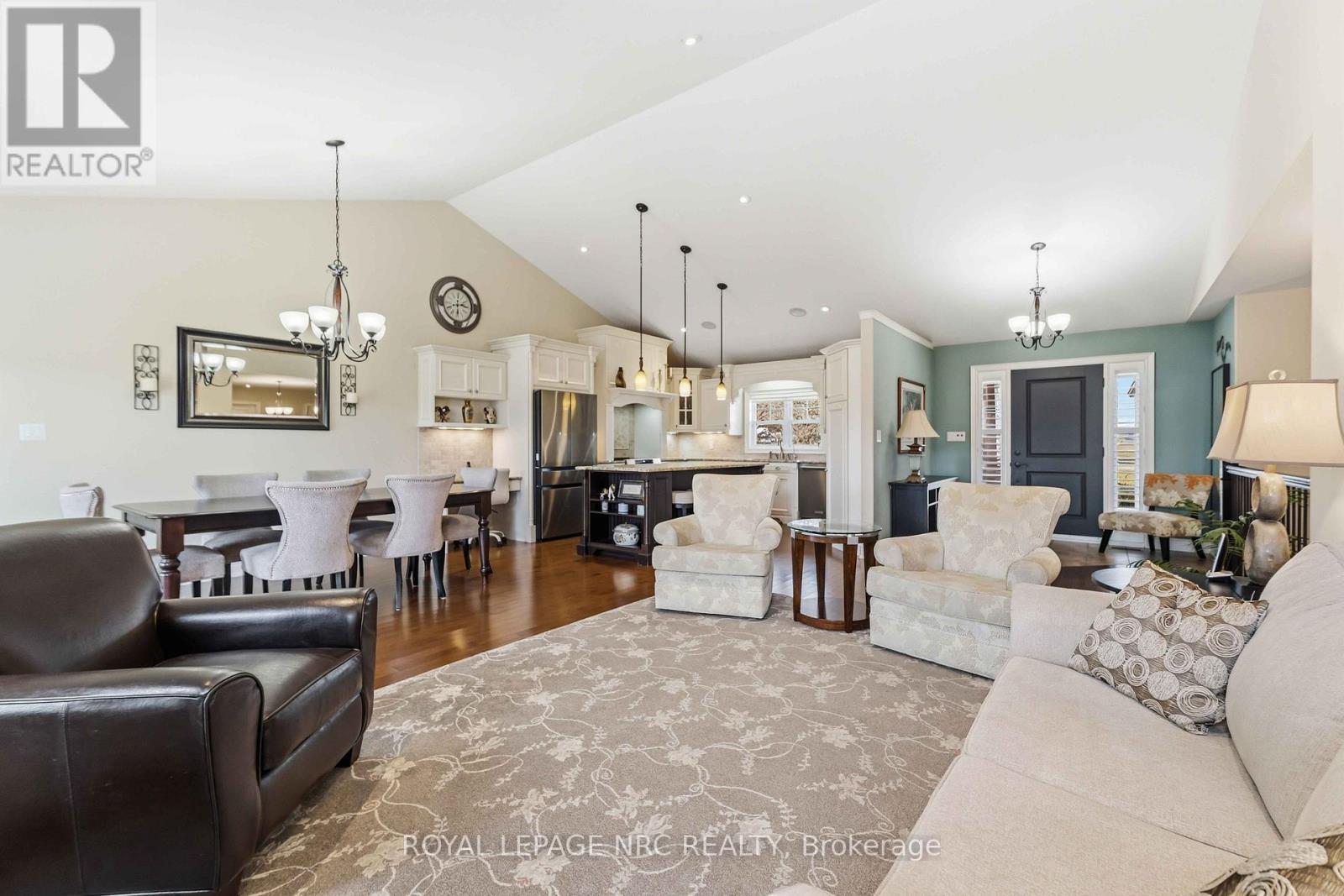 2773 Centre Street, Pelham, Ontario  L2R 6P7 - Photo 9 - X12870472